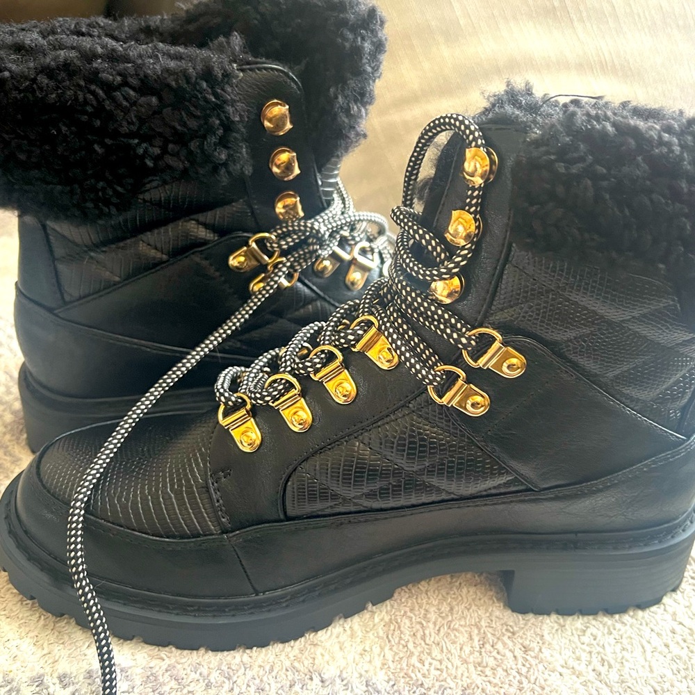 New, never worn lug combat type boots